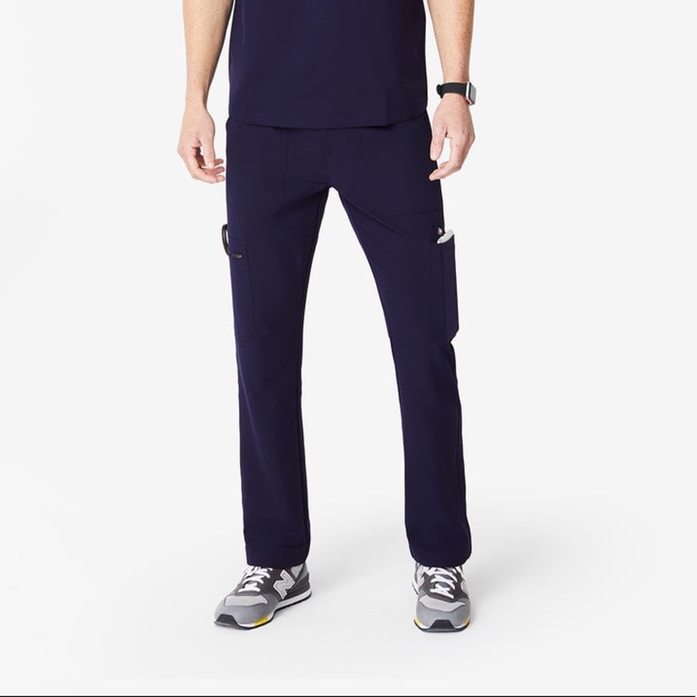Figs Cairo Cargo Scrub Pants - Men’s Small - Navy